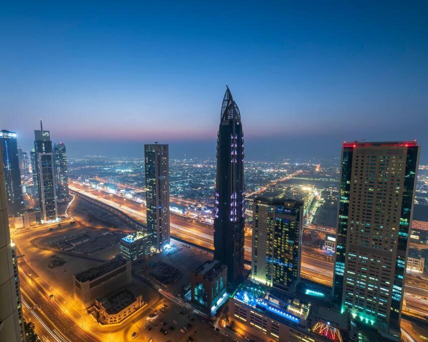 First Class 2Br With Full Dubai Skyline & Sea View المظهر الخارجي الصورة